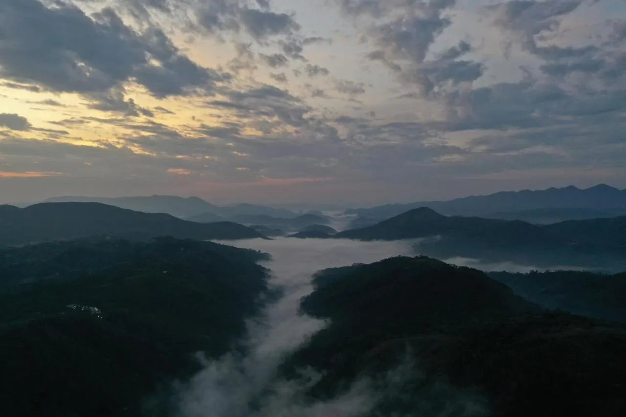 Hotel Vaga Mist Resort Vagamon Idukki